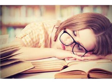 美國中學(xué)推遲上課時間，增加青少年睡眠時間